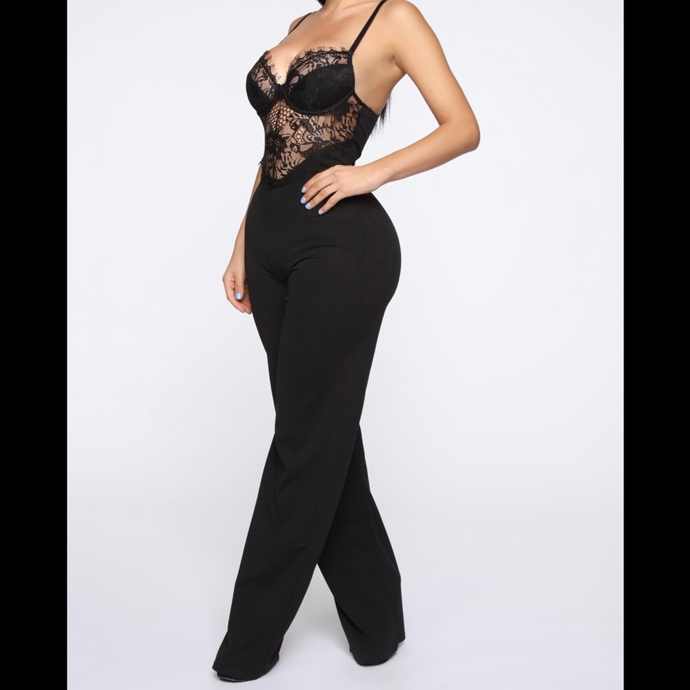 Give me a hint lace jumpsuit- Black